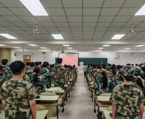 be1cab0bbd2647a045a263466df65b93